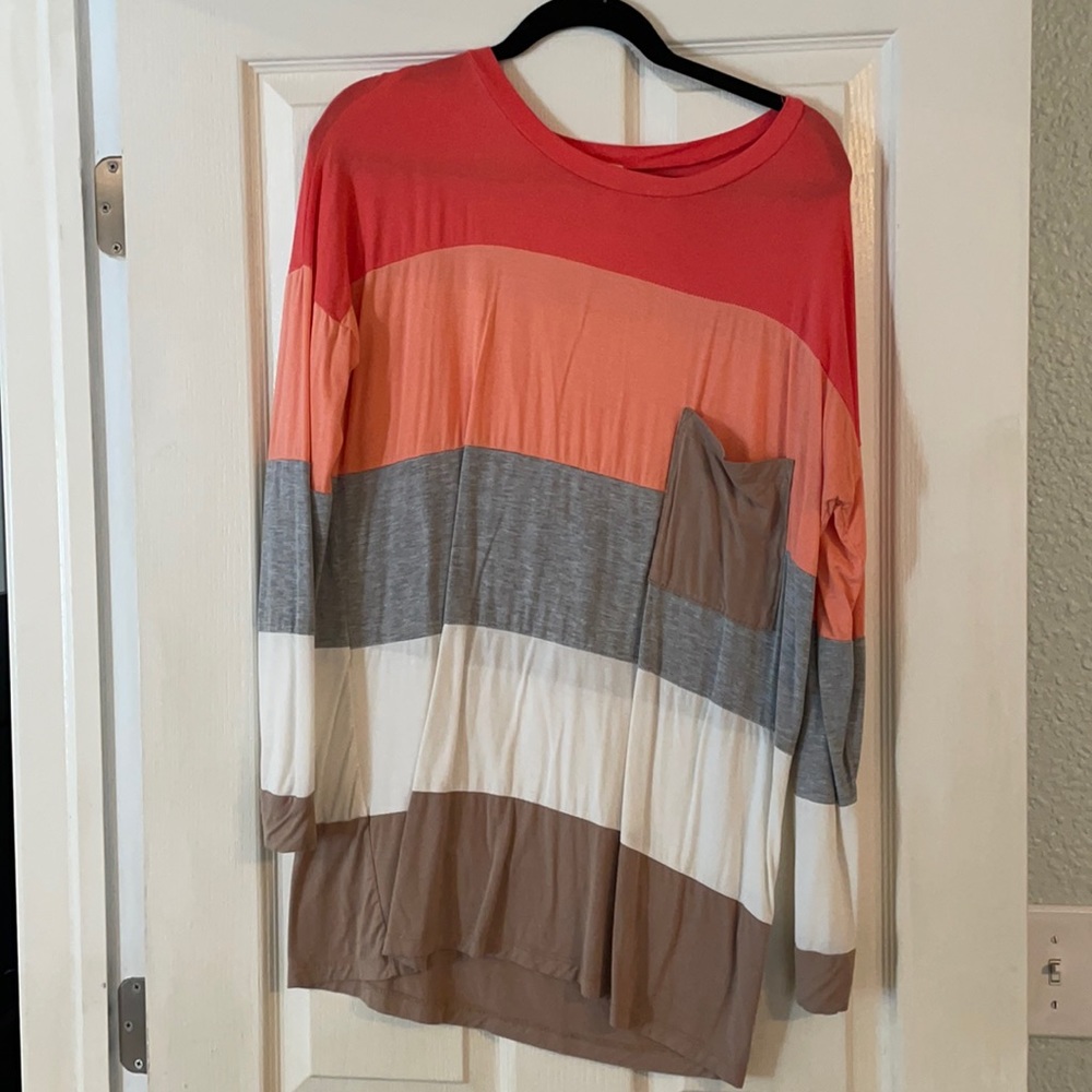 Dottie Couture color block tunic Size M